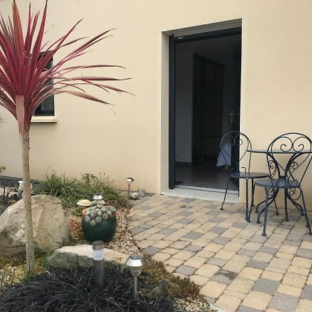 Les Sables Bed & Breakfast Santec Exterior photo